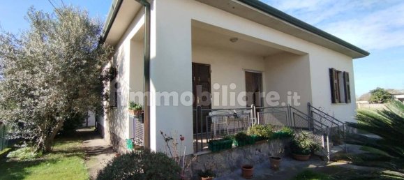 2 bedrooms Villa in Massa, Italy No. 216476 6