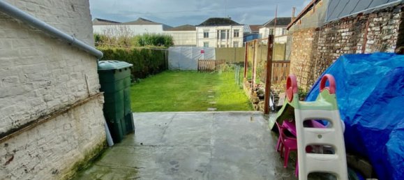 3 bedrooms House in Hautmont, France No. 81792 12