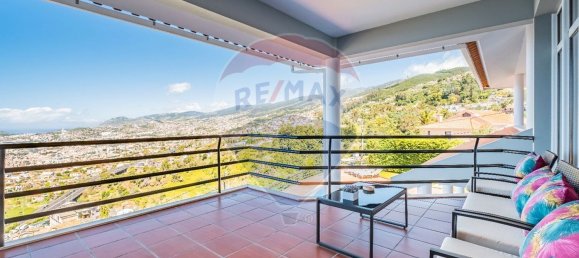 4 غرف نوم منزل في Funchal, Portugal رقم 25143 25