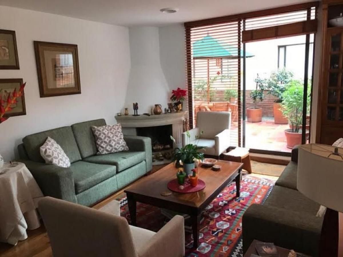 3 bedrooms House in Bogota, Colombia No. 14420