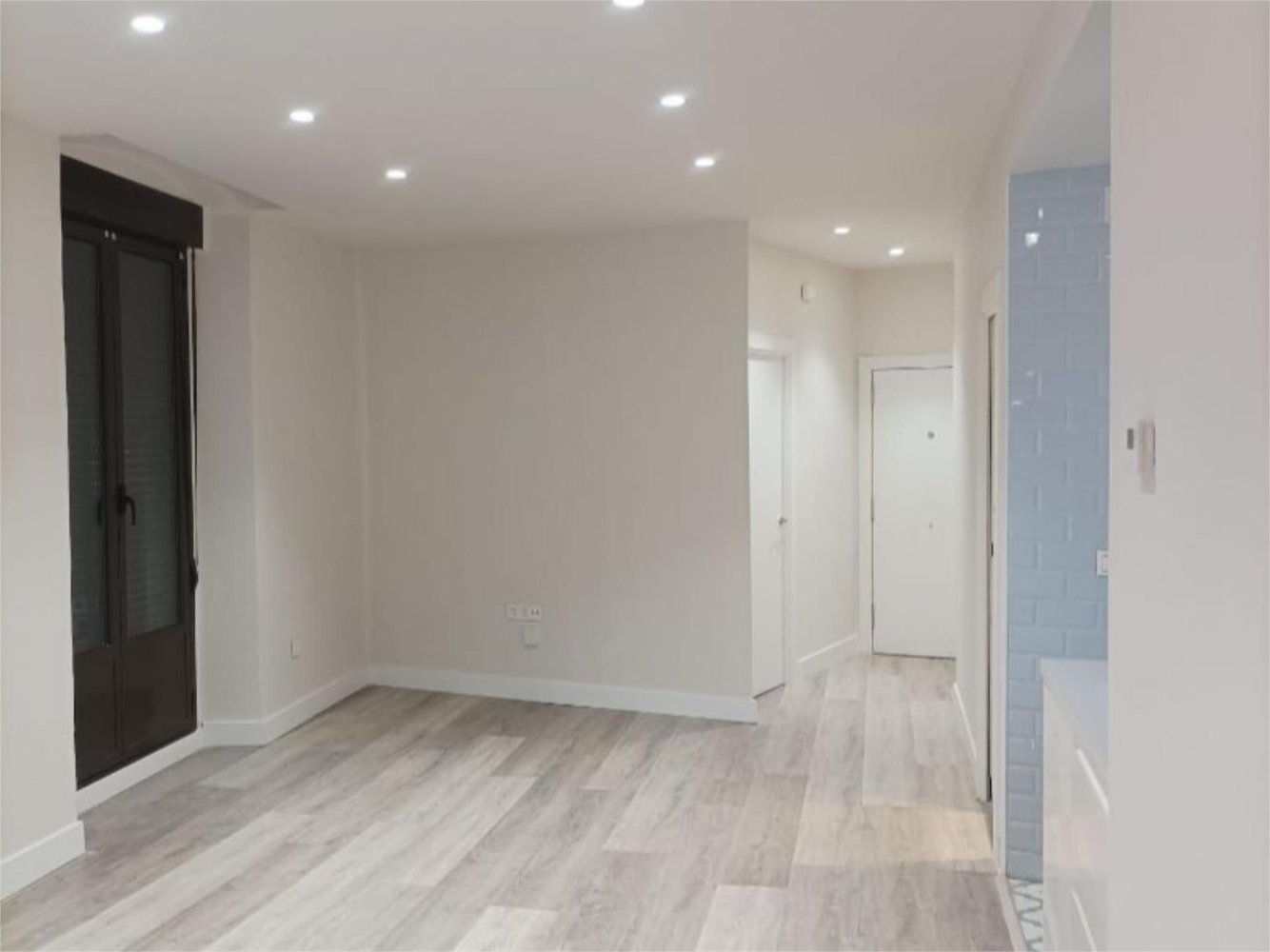 2 bedrooms Apartment in Leon, Spain No. 213929