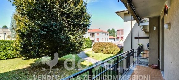 Apartamento de 3 dormitorios en Rovellasca, Italy No. 374666 34