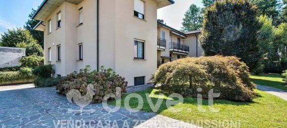 Apartamento de 3 dormitorios en Rovellasca, Italy No. 374666 38