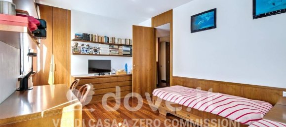 Apartamento de 3 dormitorios en Rovellasca, Italy No. 374666 18