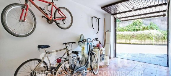 Apartamento de 3 dormitorios en Rovellasca, Italy No. 374666 30