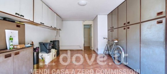 Apartamento de 3 dormitorios en Rovellasca, Italy No. 374666 27