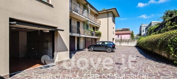 Apartamento de 3 dormitorios en Rovellasca, Italy No. 374666 36