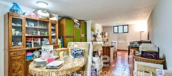 Apartamento de 3 dormitorios en Rovellasca, Italy No. 374666 22