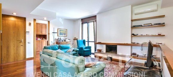 Apartamento de 3 dormitorios en Rovellasca, Italy No. 374666 4