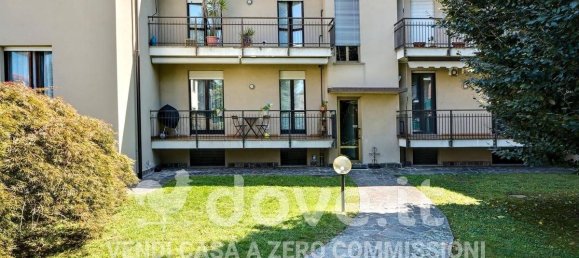 Apartamento de 3 dormitorios en Rovellasca, Italy No. 374666 2