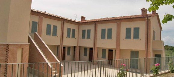 3 bedrooms Apartment in Montepulciano, Italy No. 59149 4