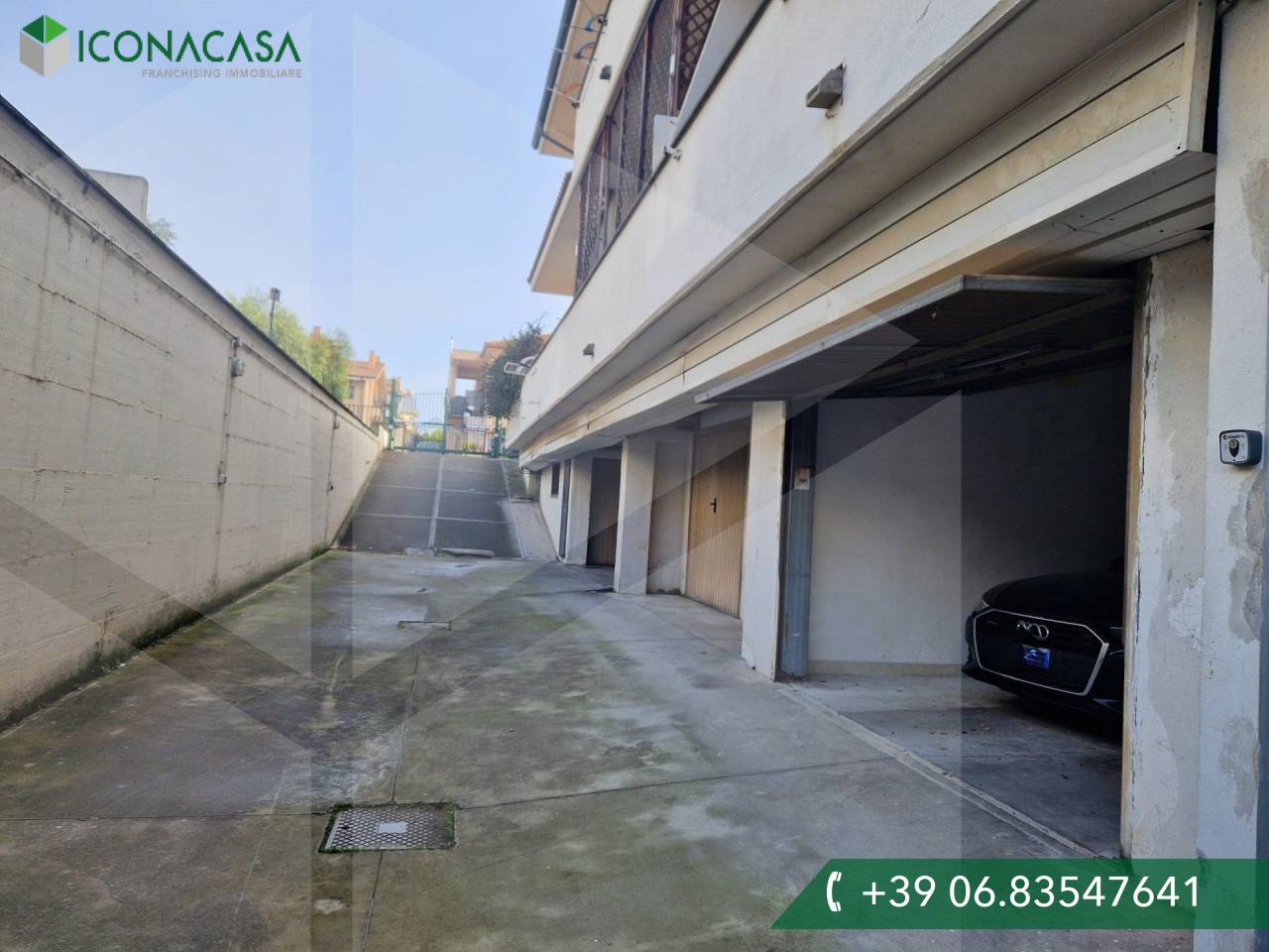 1 room Garage in Ciampino, Italy No. 21926