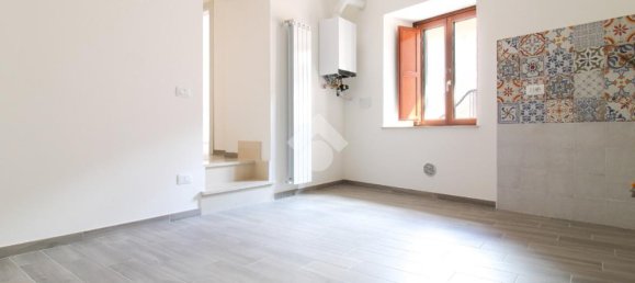 3 bedrooms Apartment in L'Aquila, Italy No. 39761 3
