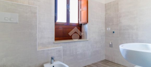 3 bedrooms Apartment in L'Aquila, Italy No. 39761 11