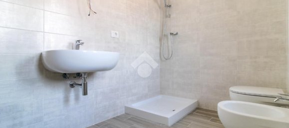 3 bedrooms Apartment in L'Aquila, Italy No. 39761 13