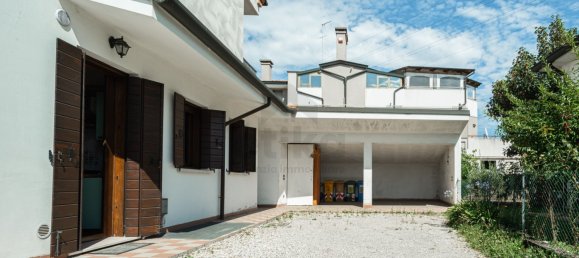 Casa de 8 divisões em Silea, Italy N.º 258617 19