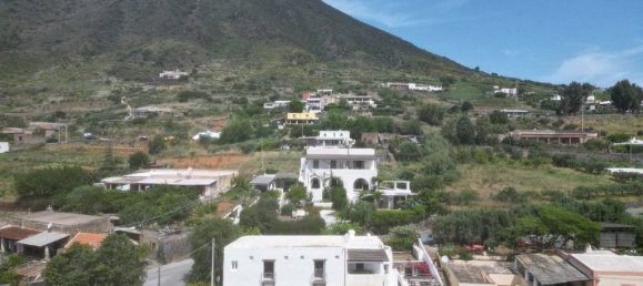 Villa de 4 dormitorios en Leni, Italy No. 151177 41