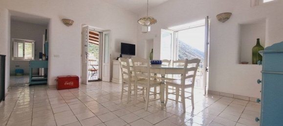 Villa de 4 dormitorios en Leni, Italy No. 151177 15