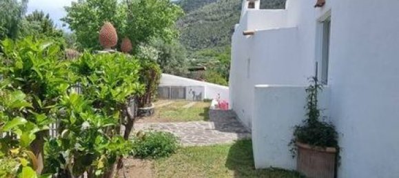 Villa de 4 dormitorios en Leni, Italy No. 151177 32