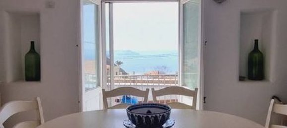 Villa de 4 dormitorios en Leni, Italy No. 151177 16