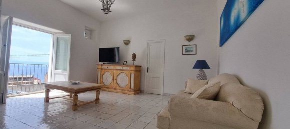 Villa de 4 dormitorios en Leni, Italy No. 151177 23