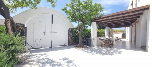 Villa de 4 dormitorios en Leni, Italy No. 151177 37