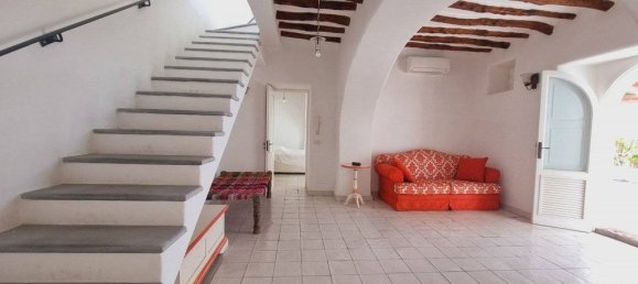 Villa de 4 dormitorios en Leni, Italy No. 151177 47