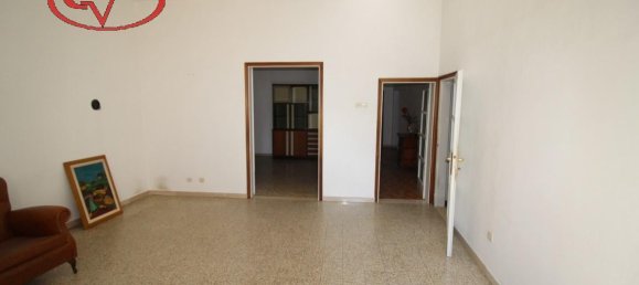 4 rooms Apartment in Terranuova Bracciolini, Italy No. 228177 5