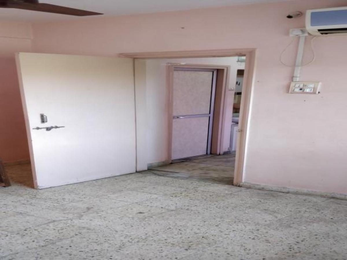 Studio in Mumbai, India No. 17850