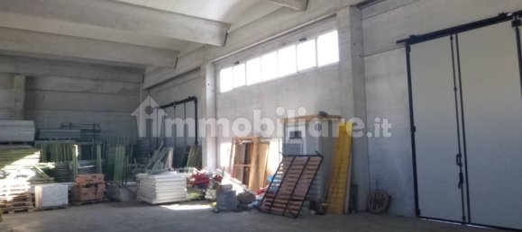 2-Zimmer Lagerhaus in Reggio Emilia, Italy, Nr. 151353 7