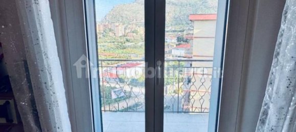 3 Schlafzimmer Wohnung in Palermo, Italy, Nr. 45526 5