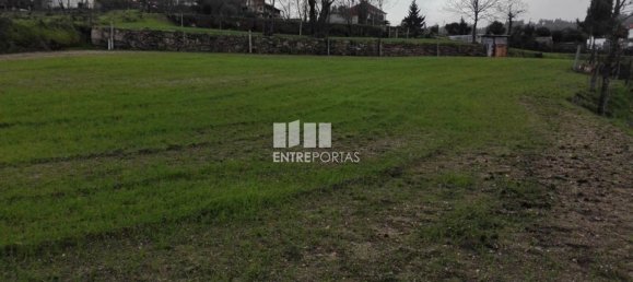 5200m² Land in Penafiel, Portugal No. 55021 12