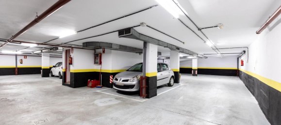 30m² Garage in Madrid, Spain No. 105737 5