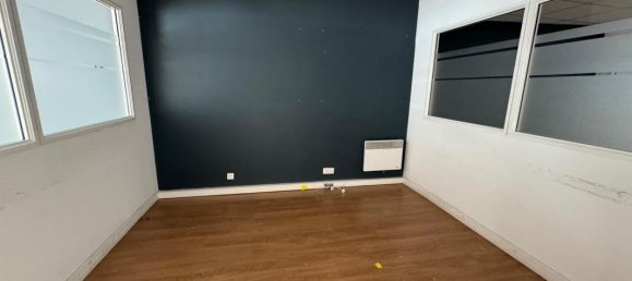 Gewerbliche Immobilie in Anzin, France 120m², Nr. 46528 4