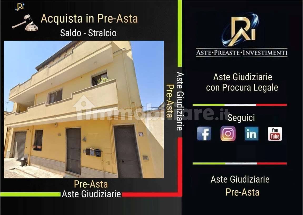 Apartamento de 2 dormitorios en Trepuzzi, Italy No. 221872