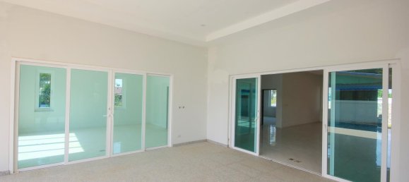 3 غرف نوم مقهى / مطعم في Hua Hin, Thailand رقم 6772 7