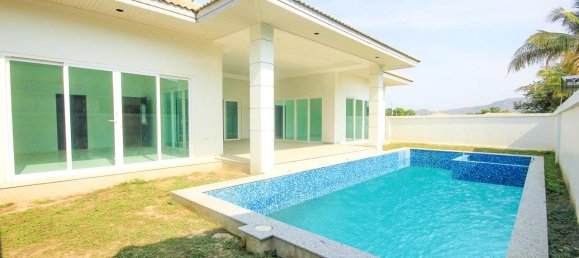 3 غرف نوم مقهى / مطعم في Hua Hin, Thailand رقم 6772 3