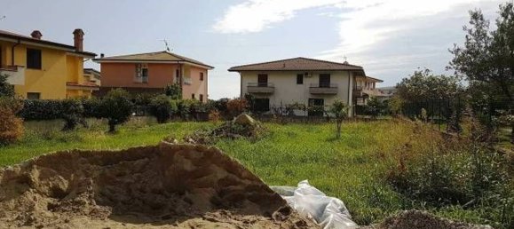  قطعة أرض في Montepaone, Italy 880متر مربع رقم 174865 2