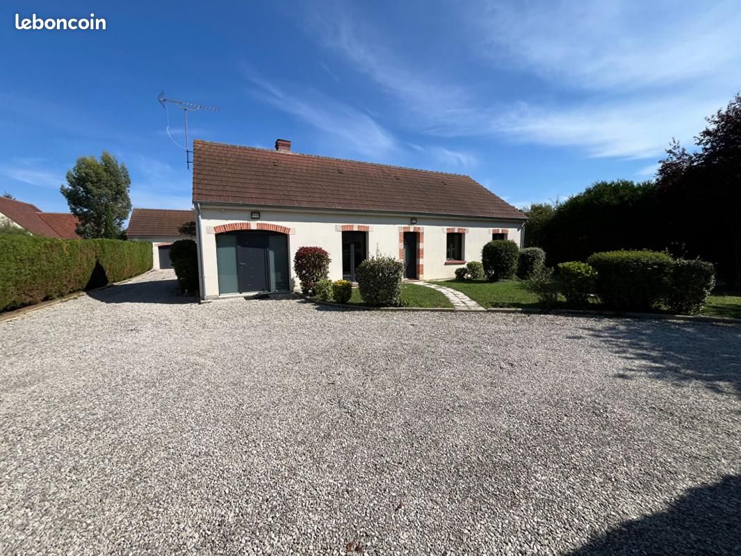 4 Schlafzimmer Haus in Cepoy, France, Nr. 332898