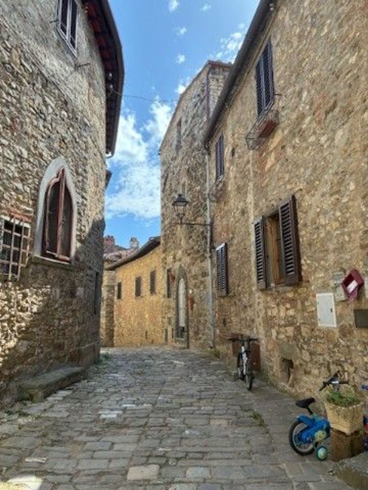 Casa de 3 habitaciónes en Greve in Chianti, Italy No. 266162