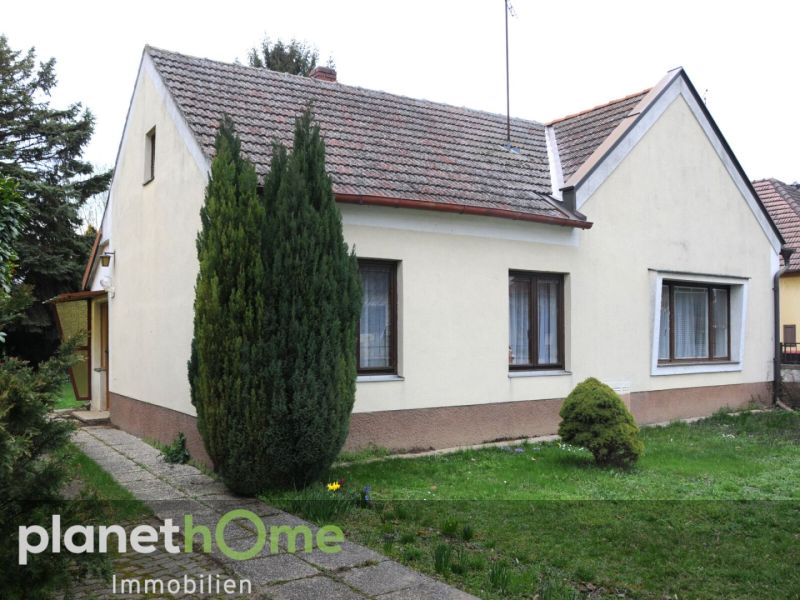 Casa de 4 habitaciónes en Zurndorf, Austria No. 211471