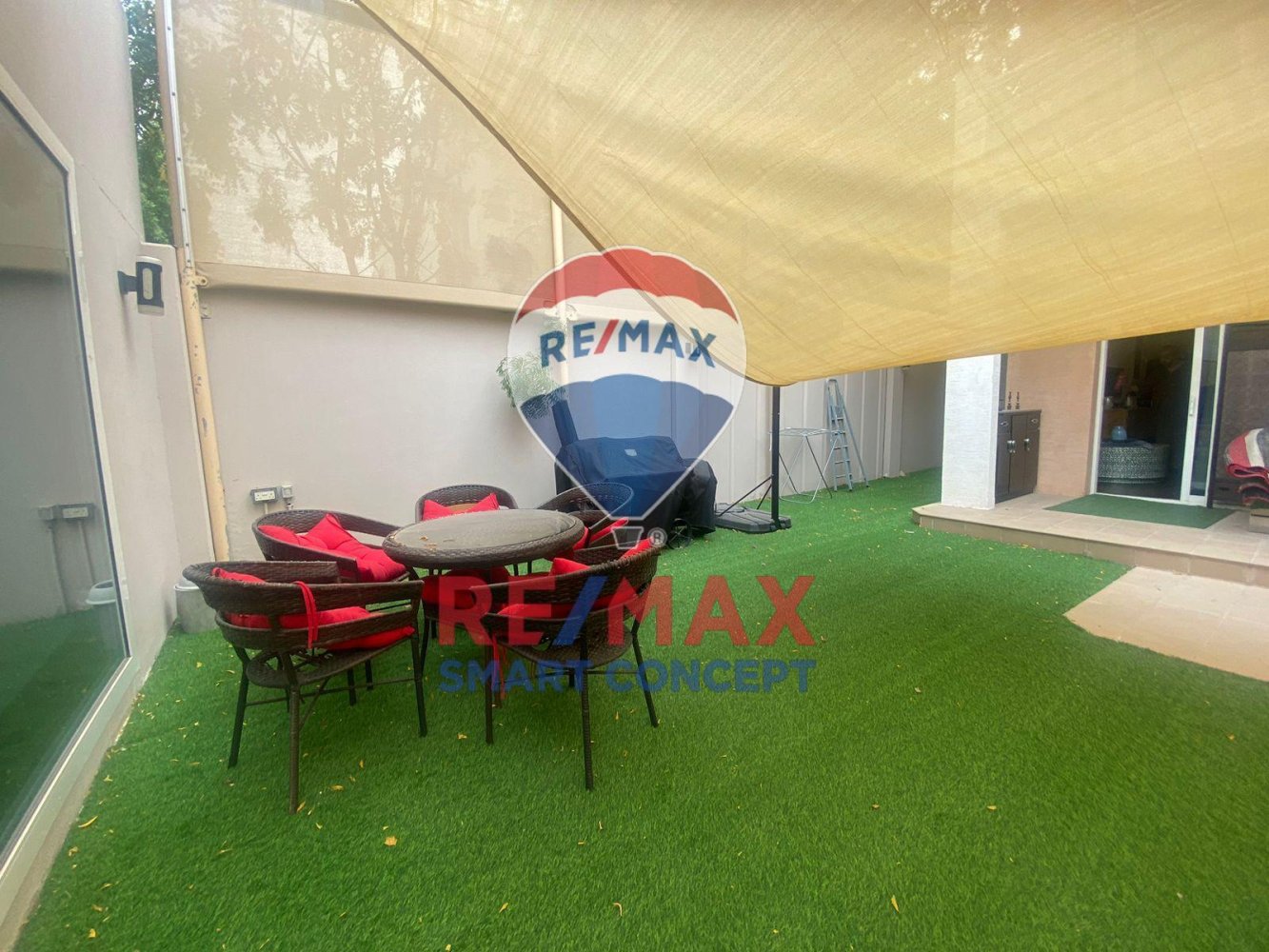 5 bedrooms Villa in Al Reef, UAE No. 36533