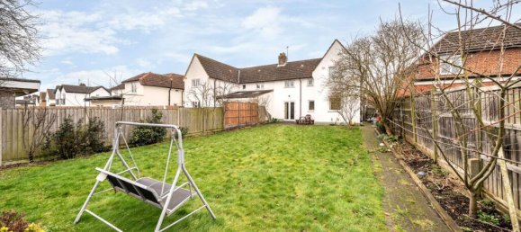 3 bedrooms House in Whetstone, United Kingdom No. 6718 16