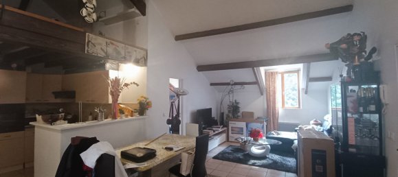 Дуплекс с 3 спальнями в Мерю, Франция № 261009 3