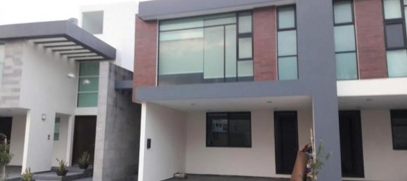 Casa de 3 dormitorios en Puebla, Mexico No. 174392 2