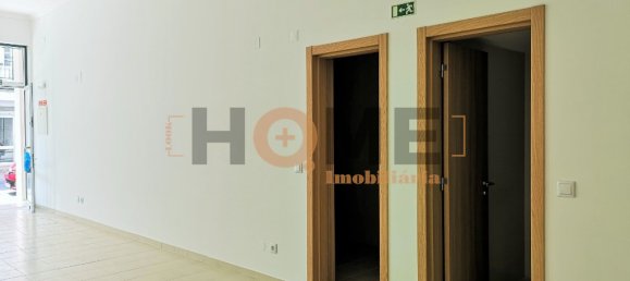 Коммерческая недвижимость 110м² в Алмейрин, Португалия № 63044 13