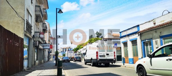 Коммерческая недвижимость 110м² в Алмейрин, Португалия № 63044 18