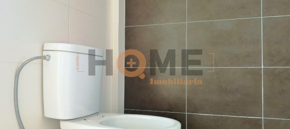 Коммерческая недвижимость 110м² в Алмейрин, Португалия № 63044 16