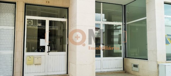 Коммерческая недвижимость 110м² в Алмейрин, Португалия № 63044 2