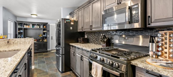 Propiedad comercial de 4 dormitorios en Gypsum, USA No. 560284 29